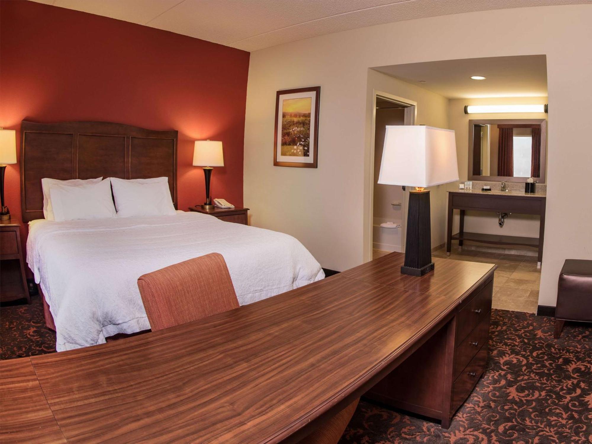 Hampton Inn And Suites Woodstock, Virginia Екстериор снимка
