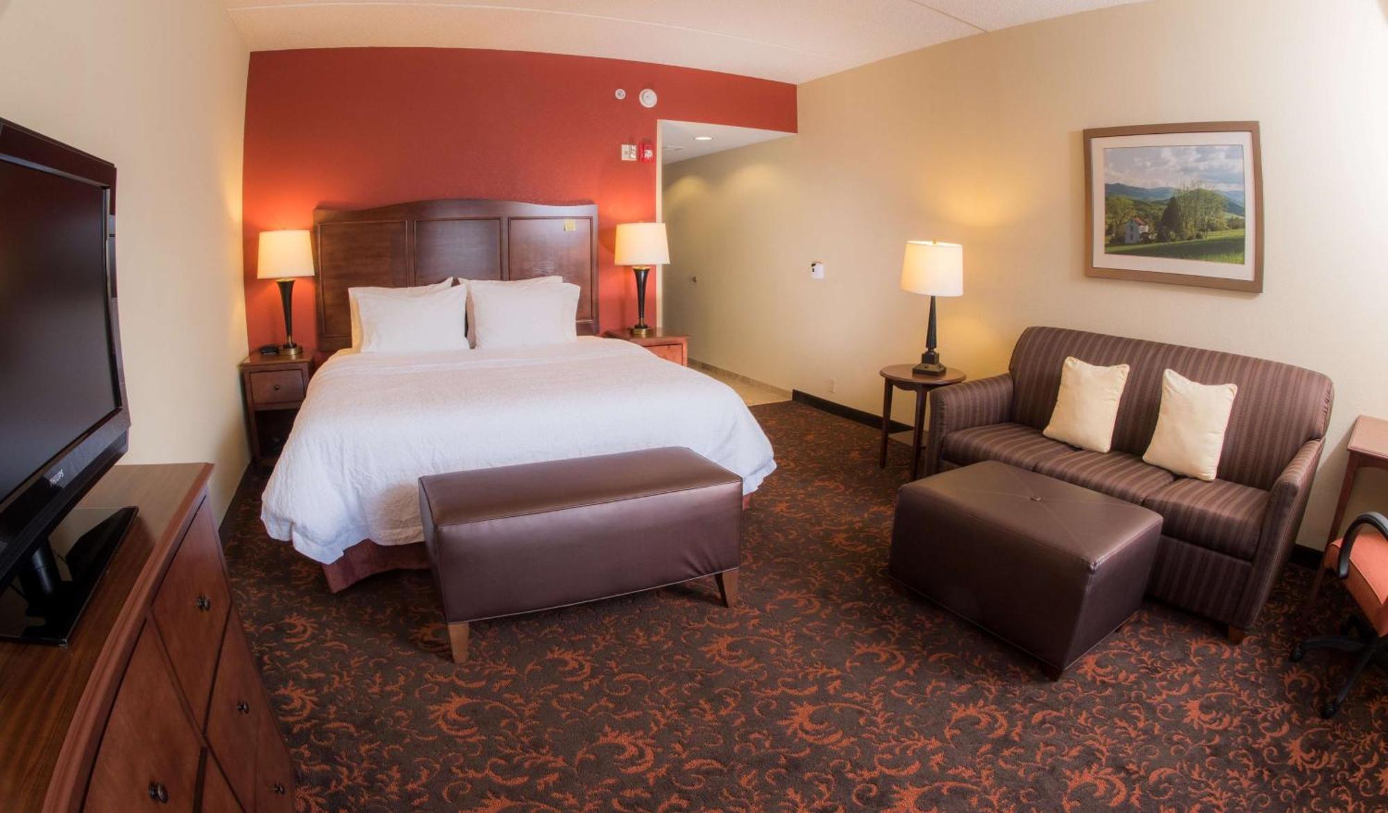 Hampton Inn And Suites Woodstock, Virginia Екстериор снимка