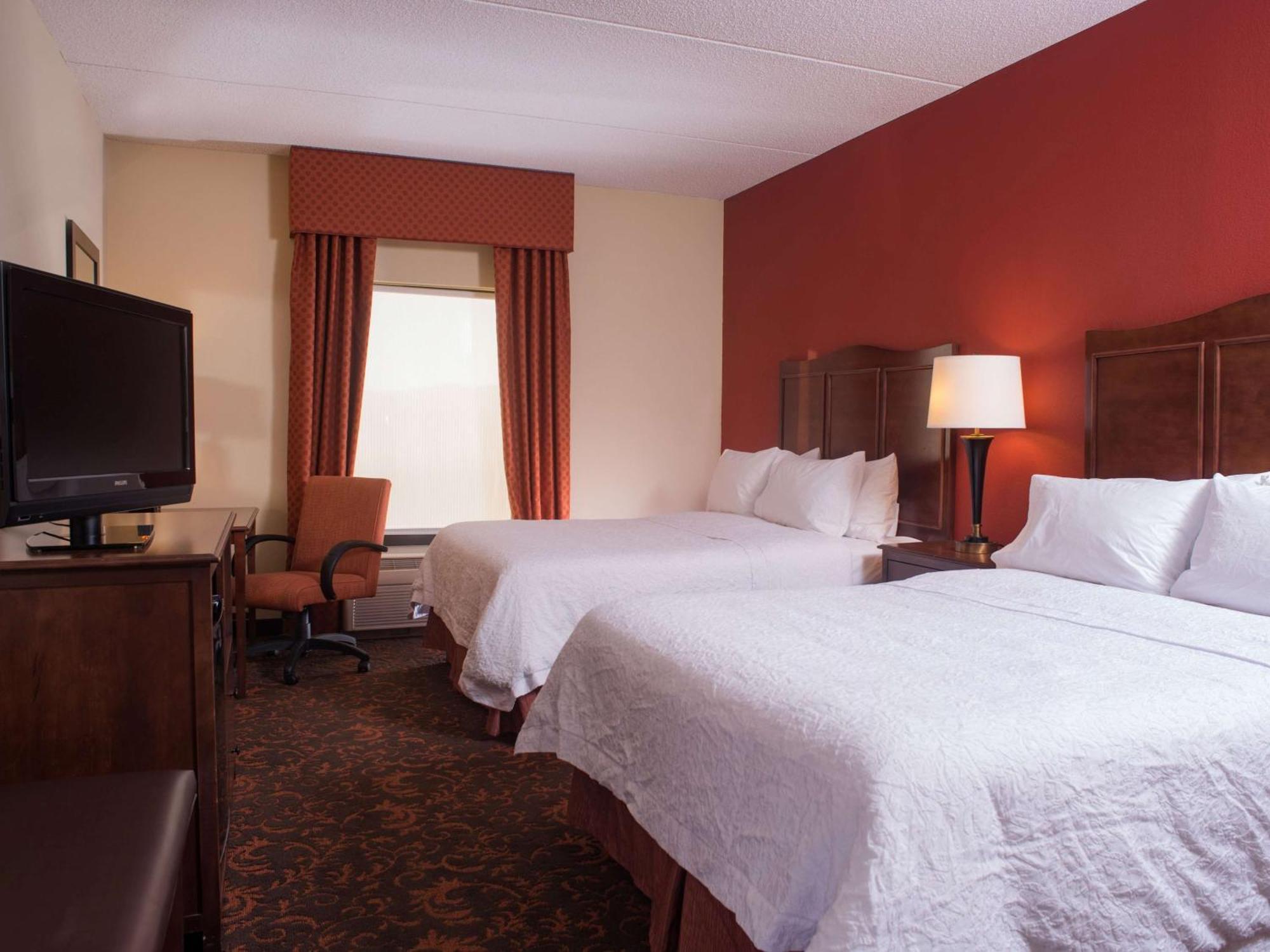 Hampton Inn And Suites Woodstock, Virginia Екстериор снимка