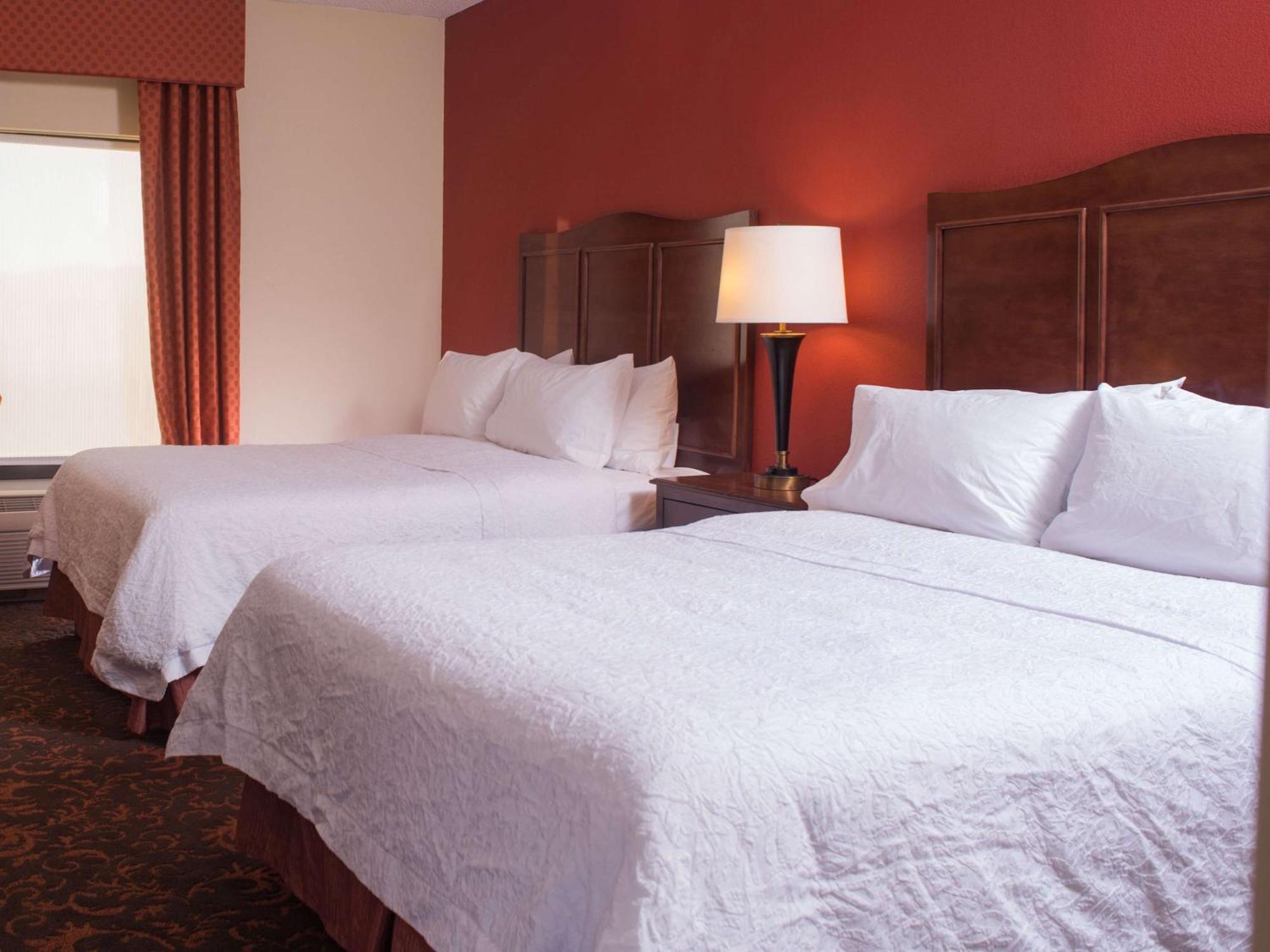Hampton Inn And Suites Woodstock, Virginia Екстериор снимка