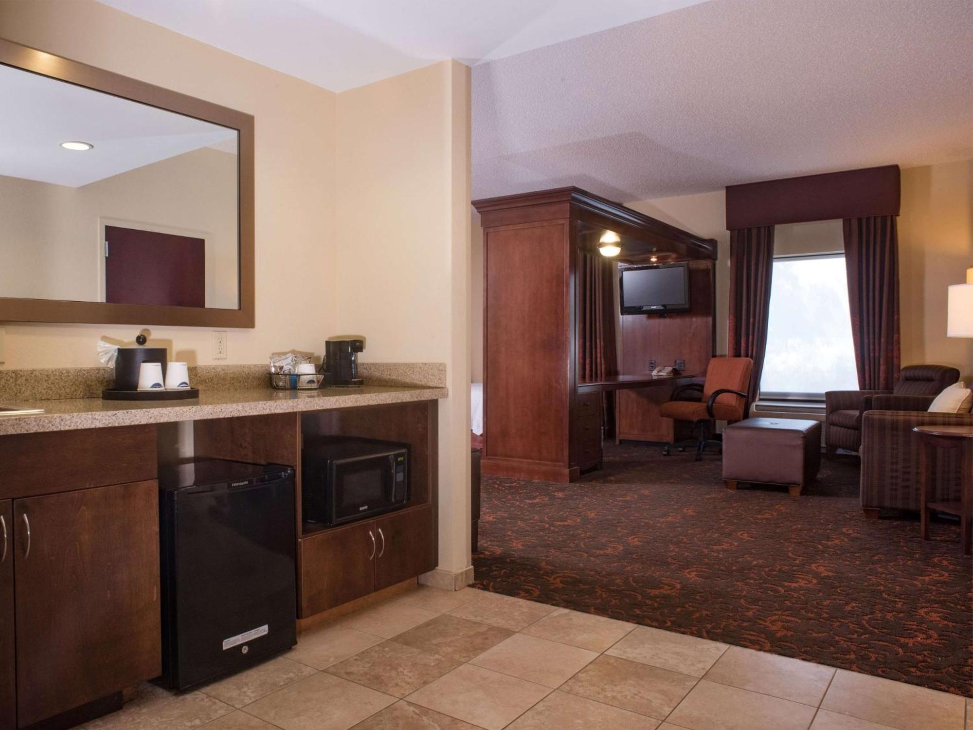 Hampton Inn And Suites Woodstock, Virginia Екстериор снимка