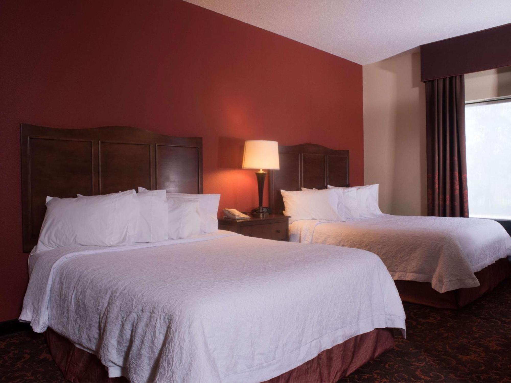 Hampton Inn And Suites Woodstock, Virginia Екстериор снимка
