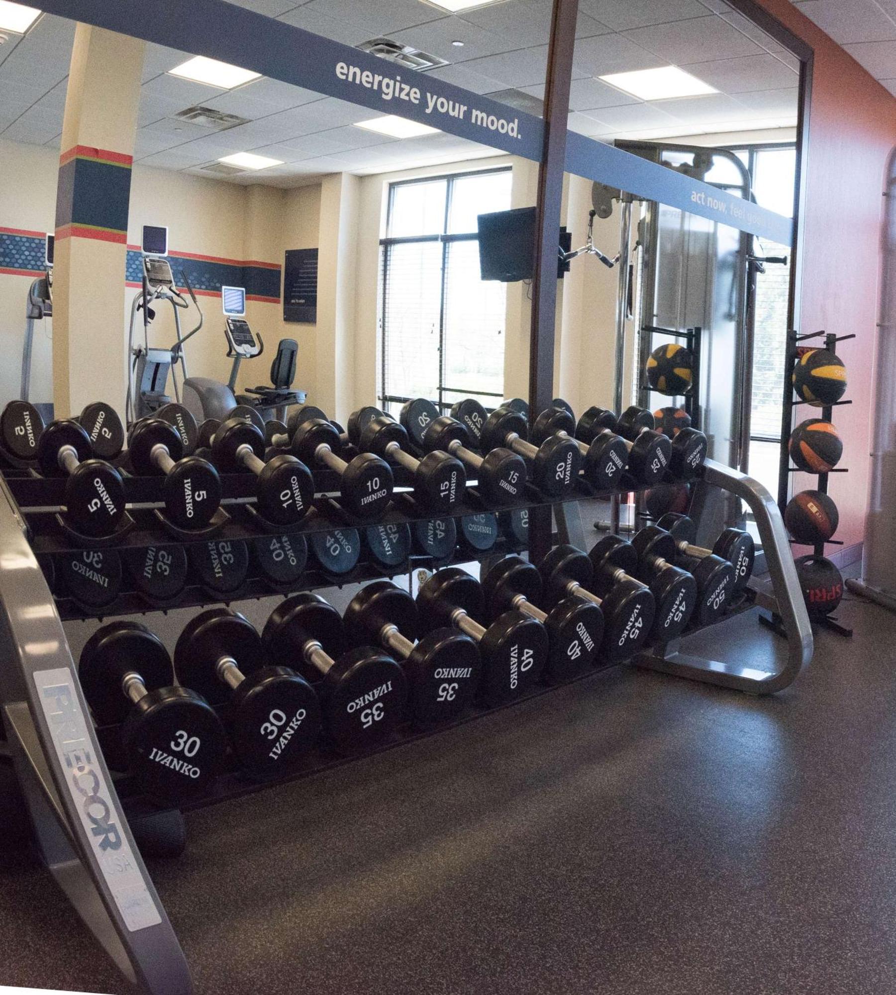 Hampton Inn And Suites Woodstock, Virginia Екстериор снимка