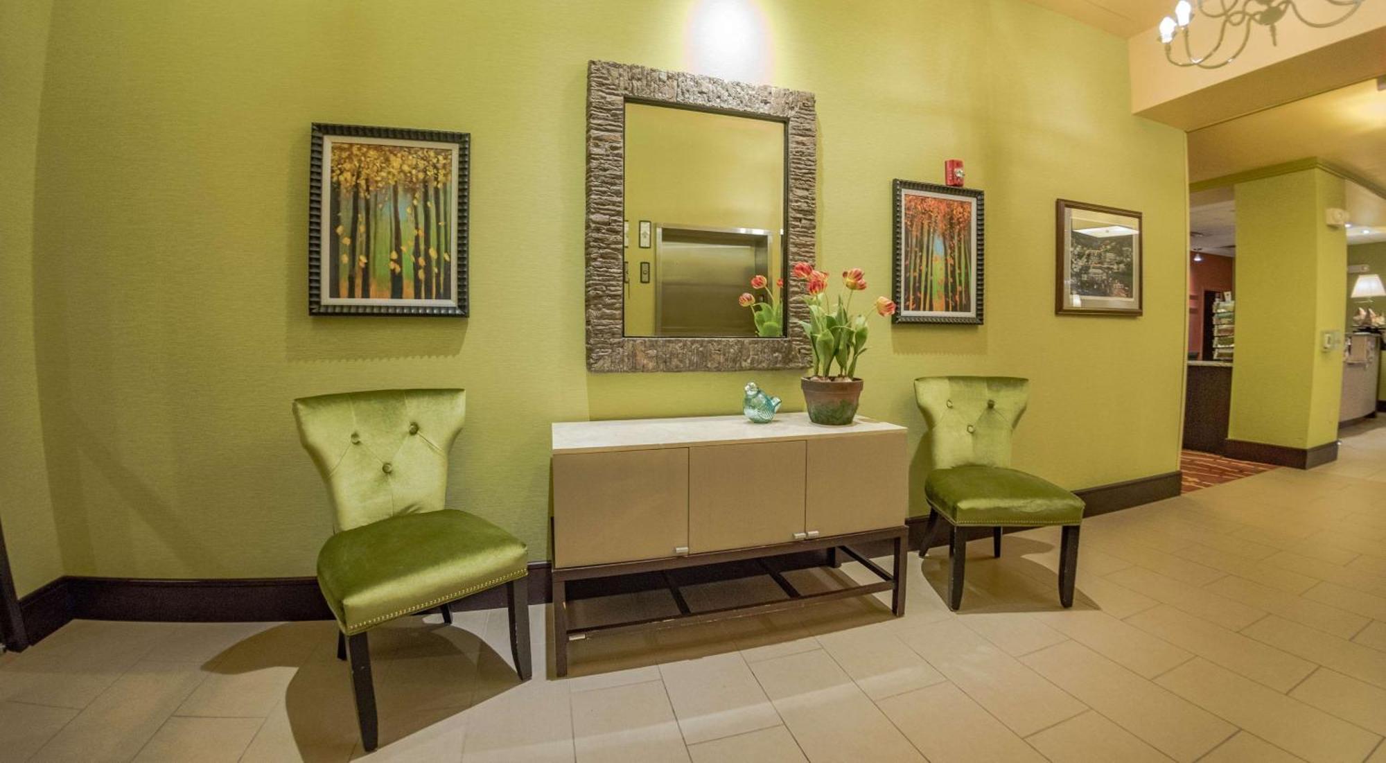 Hampton Inn And Suites Woodstock, Virginia Екстериор снимка