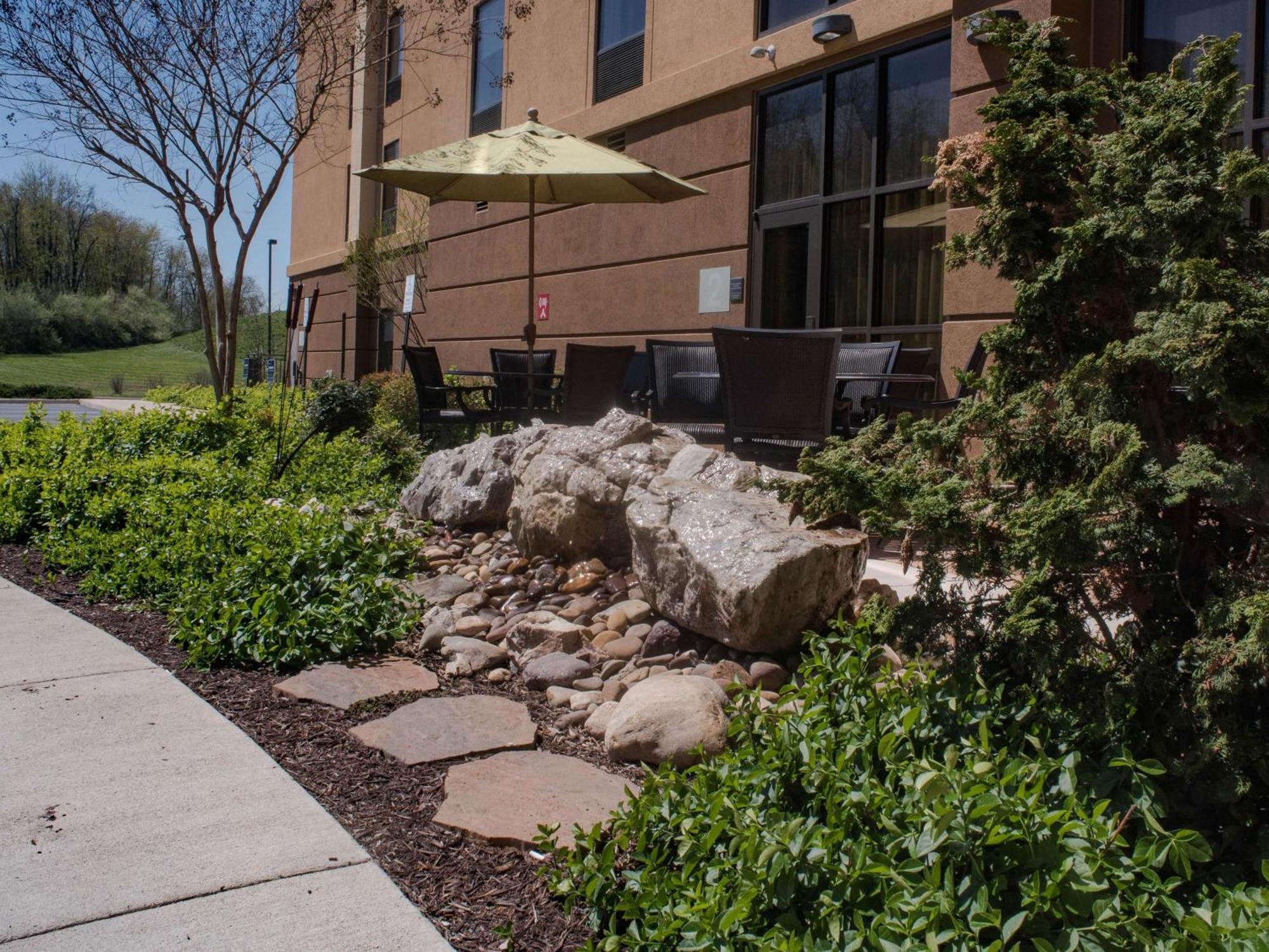 Hampton Inn And Suites Woodstock, Virginia Екстериор снимка